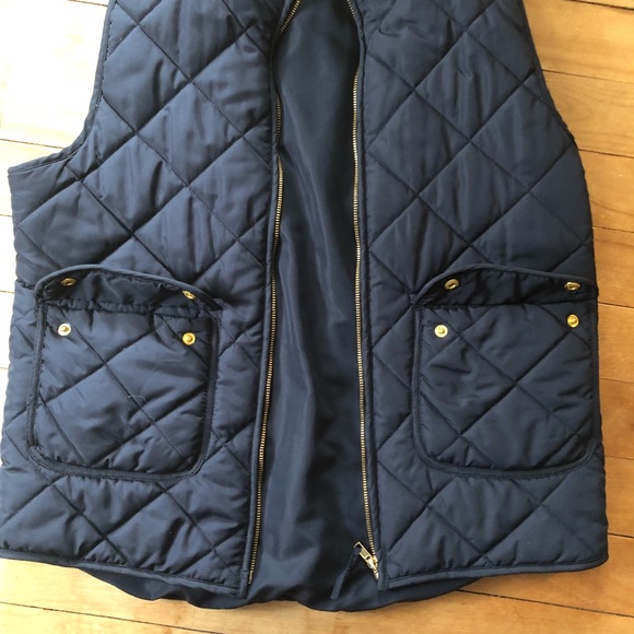 Quinn Quilted Vest - Picture 4 of 5